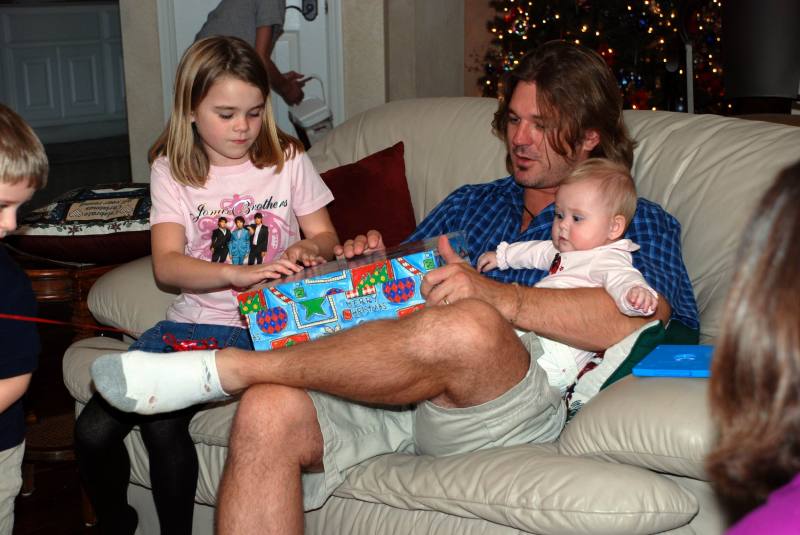 2008/12(Dec)/06(Christmas Eve-Here)/800x600_2008-12-24-49.JPG